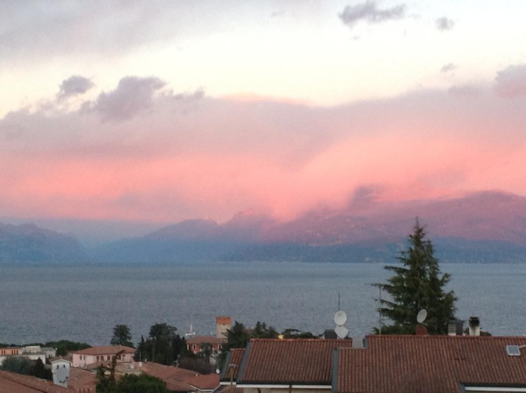 Panoramapartment Desenzano del Garda Exterior foto